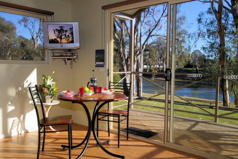 BIG4 Deniliquin Holiday Park - Accommodation Resorts 5