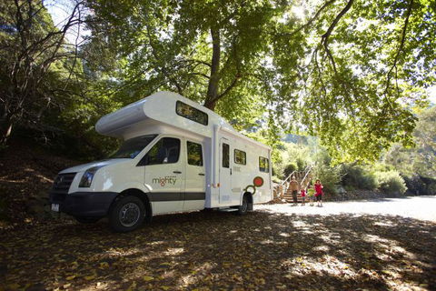 Mighty Cars And Campers - Accommodation Resorts 7