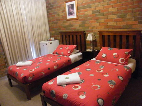 Boomers Guest House Hamilton - Accommodation Resorts 1