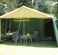 Kendall Kampers - Accommodation Resorts