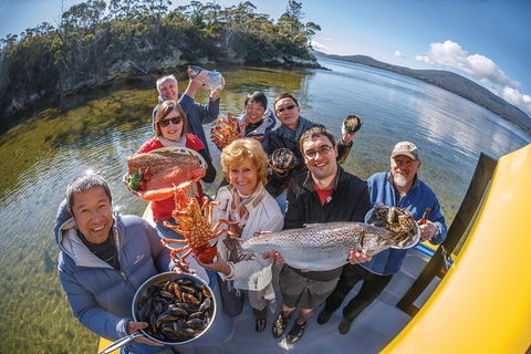 Fresh From The Ocean: Tasmanian Seafood Gourmet Full-Day Cruise Including Lunch - Accommodation Resorts 12