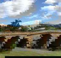 Richmond and Wine Tour Departing Hobart - Accommodation Resorts