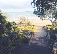 Canoe Point Beach and Parklands - Accommodation Resorts
