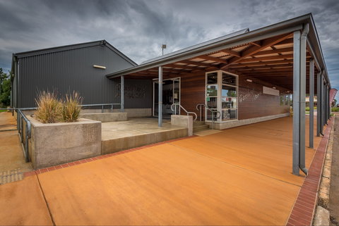 Grassland Art Gallery - Accommodation Resorts 2