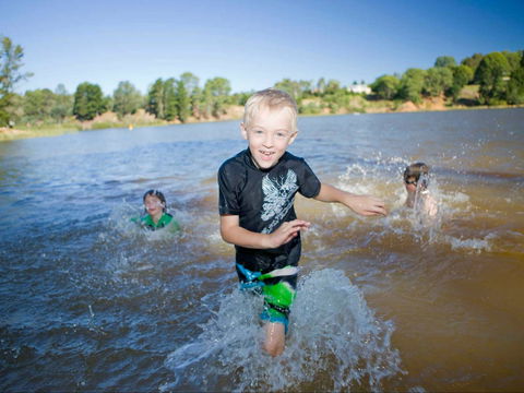 Lake Sambell - Accommodation Resorts 0