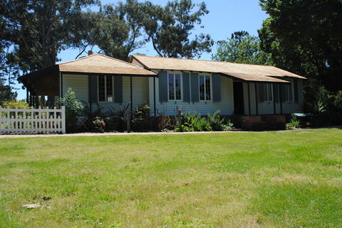 La Trobe's Cottage - Accommodation Resorts 1