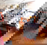 Stewarts Visitor Information and Gallery - Accommodation Resorts