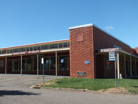 Stewarts Visitor Information And Gallery - Accommodation Resorts 1