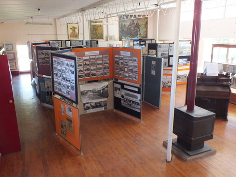 Stewarts Visitor Information And Gallery - Accommodation Resorts 2