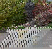 Alexander Cameron Statue - Accommodation Resorts