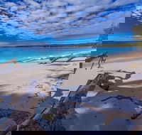 Bristol Point Beach - Accommodation Resorts