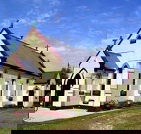 Clarence Town - Accommodation Resorts