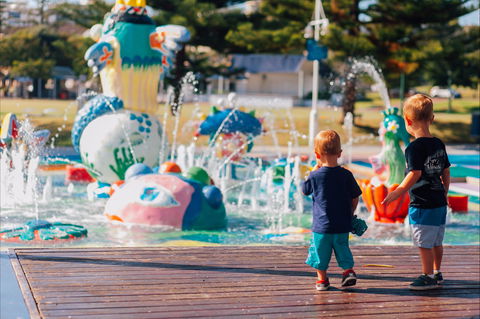 Vera's Water Garden - Accommodation Resorts 1