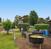 Fossicker Caravan Park Fossicking Park - Accommodation Resorts