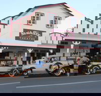 Pomona - Accommodation Resorts