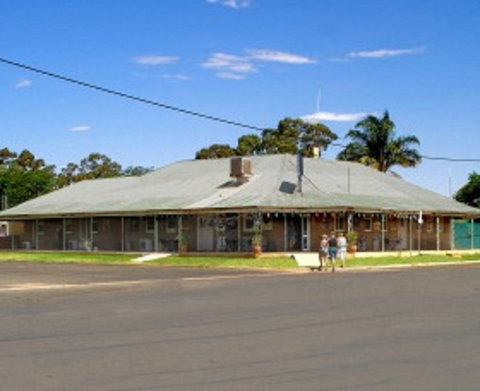 Tullibigeal - Accommodation Resorts 0