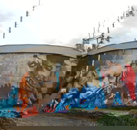 Willans Hill Water Tower Mural - Accommodation Resorts