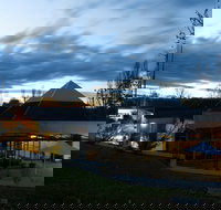 New England Regional Art Museum - Accommodation Resorts