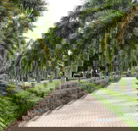 Dan Gleeson Memorial Gardens - Accommodation Resorts