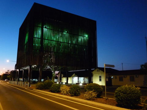 Tree Of Knowledge Memorial - Accommodation Resorts 0