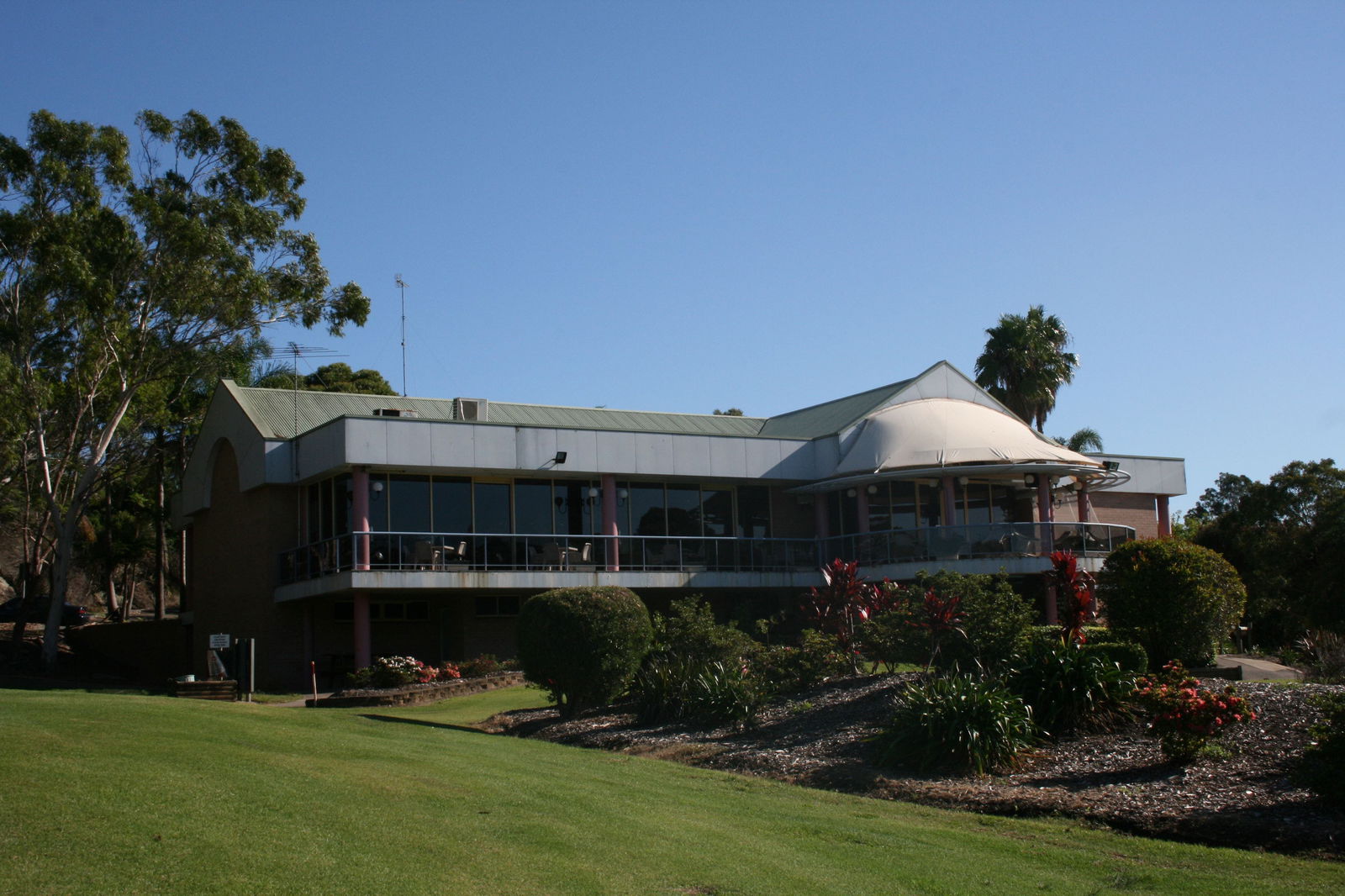  Accommodation Resorts