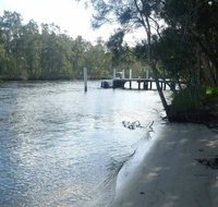 Engels Reach picnic area - Accommodation Resorts