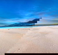 Island Beach - Accommodation Resorts
