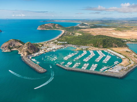 Rosslyn Bay - Accommodation Resorts 1