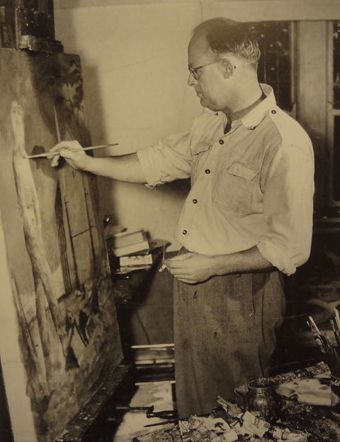 Russell Drysdale Easel Sculpture - Accommodation Resorts 1