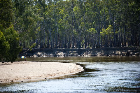 The Murrumbidgee River - Accommodation Resorts 1