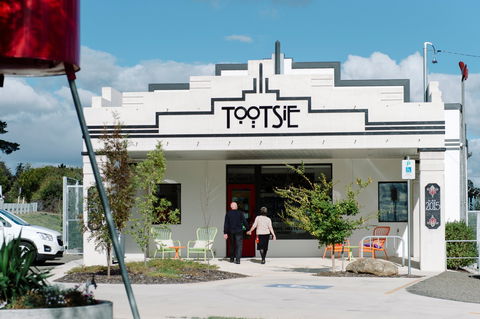 Tootsie Art And Design - Accommodation Resorts 0