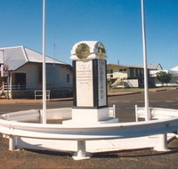 Cloncurry War Memorial - Accommodation Resorts