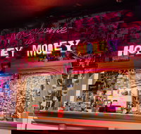 Holey Moley Charlestown - Accommodation Resorts