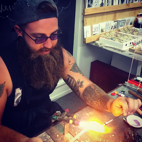 Hot Glass Demonstrations And Classes - Accommodation Resorts 1