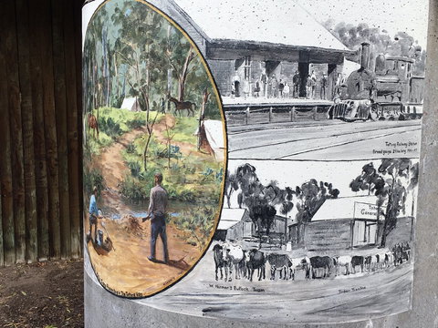 Tatong Tavern Water Tank - Accommodation Resorts 1