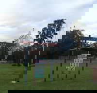 Luke Park and Jerilderie Lake - Accommodation Resorts