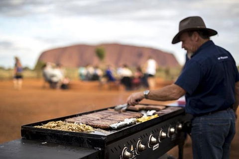 Sunset Australian Barbecue Dinner In Uluru - Accommodation Resorts 1