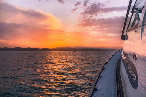 Sunset Cruise Private Charter Hamilton Island - Accommodation Resorts 2