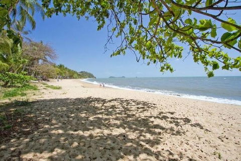 Airport Transfer - Palm Cove, Kewarra Beach & Trinity Beach To Cairns Airport - Accommodation Resorts 3