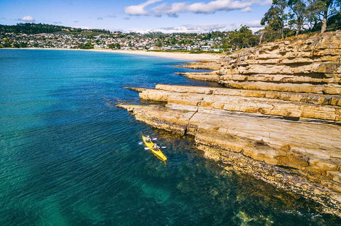 Hobart\'s Cliffs, Caves And Beaches Kayak Tour - Accommodation Resorts 4