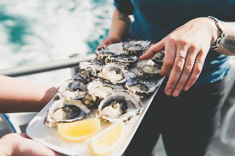 Deep-to-Dish: Tasmanian Seafood Experience - Afternoon Tour - Accommodation Resorts 11