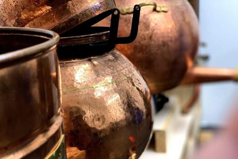 Boutique Gin Tour - Accommodation Resorts 9