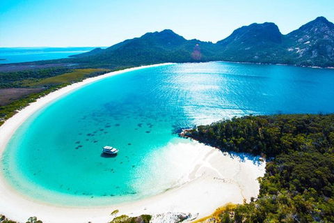 Wineglass Bay Private Charter Service - Accommodation Resorts 1