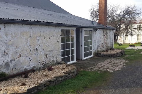 Hobart Afternoon Wine Tour Saturday: Local Wines + Cheese & Guide - Accommodation Resorts 7