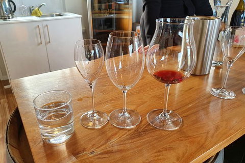 All Inclusive Wine Tour Up The Derwent Valley Hobart: Local Wines & Cheeses - Accommodation Resorts 5