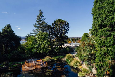Private Royal Tasmanian Botanical Gardens Walking Tour - Accommodation Resorts 1