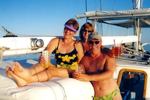 A Whitsunday Luxury Sailing Holiday - Accommodation Resorts 4