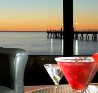 Horizons Cocktail Lounge - Accommodation Resorts