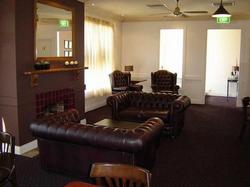 Eltham Hotel - Accommodation Resorts 2