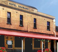 Oakbank Hotel - Accommodation Resorts 2